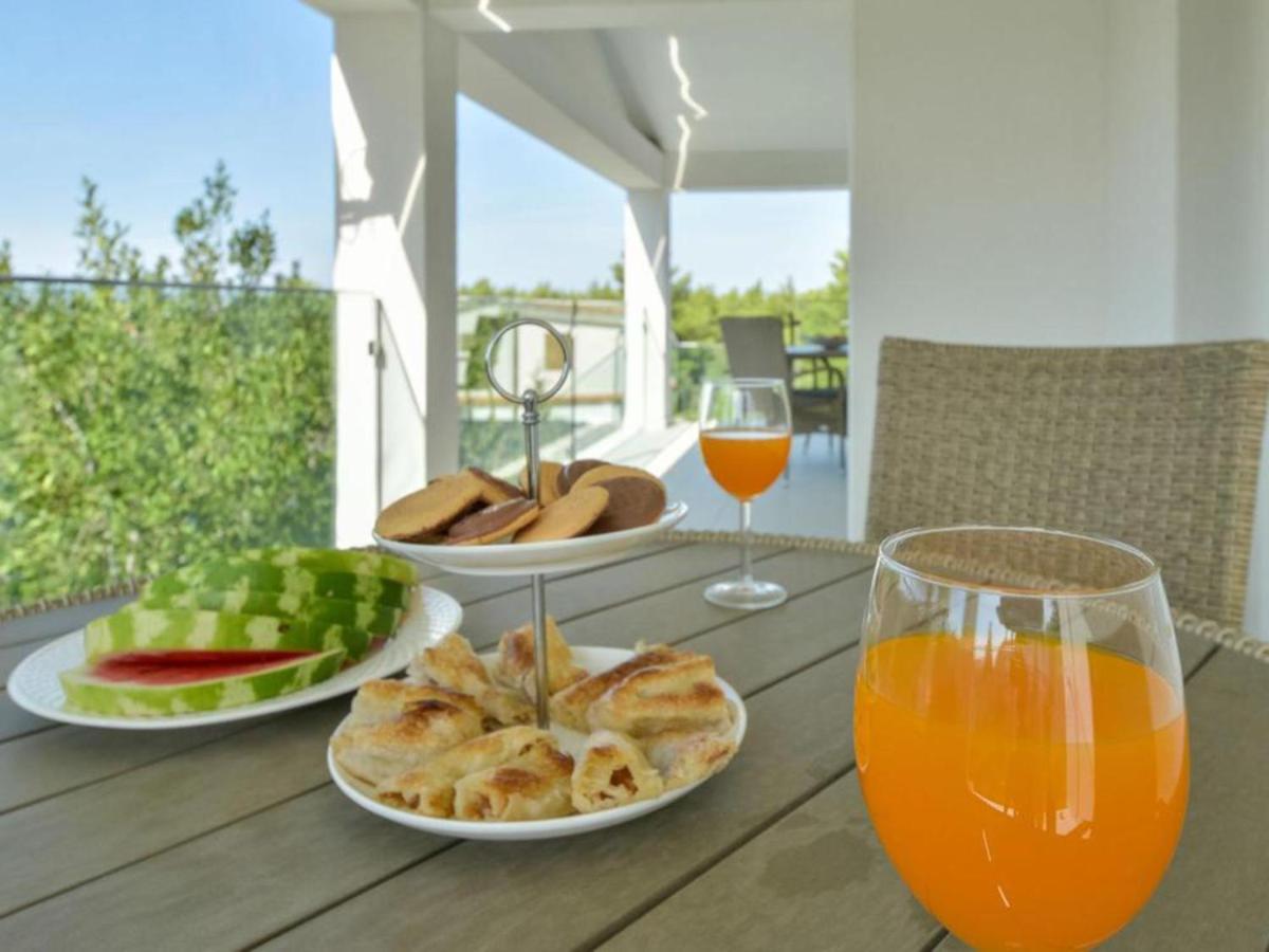 Villa Golden Apple Селине Екстер'єр фото